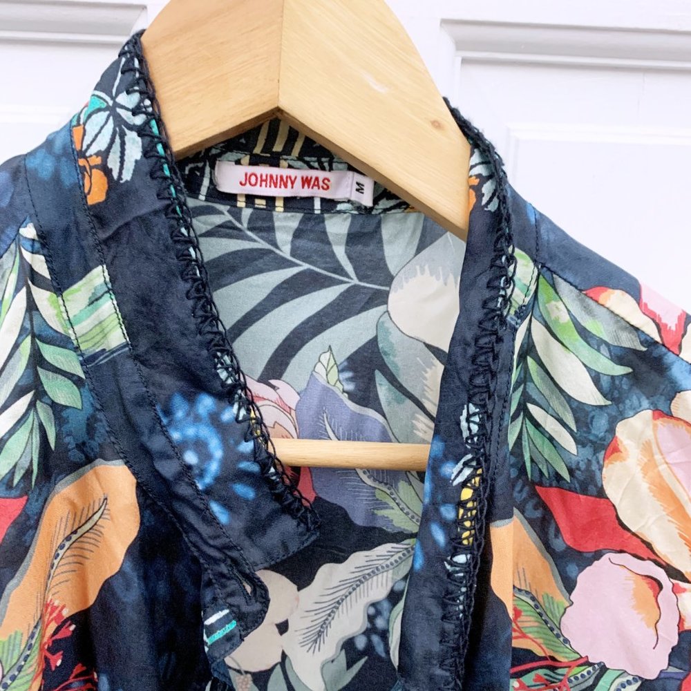 Johnny Was Nelia Floral-Print Button-Front Long-Sleeve Silk Shirt - Picture 7 of 16